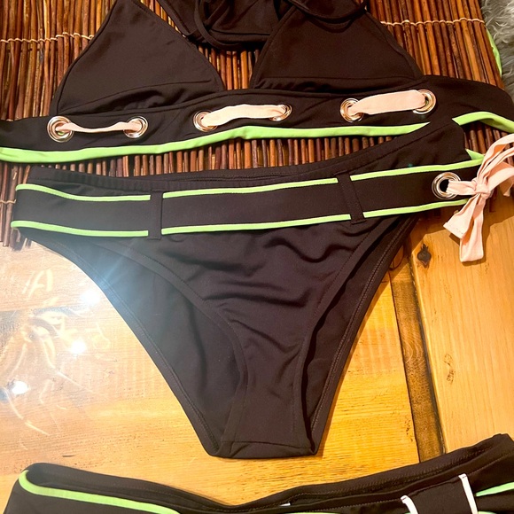 Lucky Brand Co Bathing Suits 5 Piece Set Sz L - Picture 3 of 8